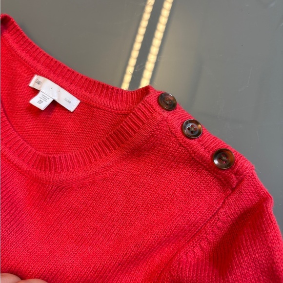 GAP luxe Coral Crew Neck Long Sleeve Knit Button shoulder Sweater womens size XS - Picture 5 of 9